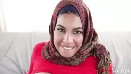 اجمل نساء محجبه موزه عربي مع حبيبها