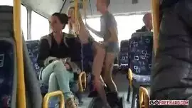 سكس في الباص مع الركاب