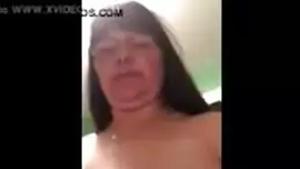 المرافقون الذين يقومون بالتدليك في الأفلام الإباحية يضعون الديك في فمها وفي مؤخرتها عندما تنام فيديو إباحي