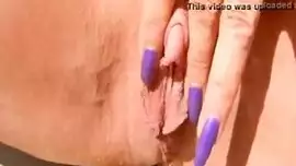 أم كسها حيحان تلعب في بظرها الطويل و تمارس سكس ويب كام ساخن جدا