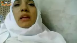 ممرضة محجبة مصرية تتناك فى المستشفى من الدكتور