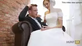 رجل ينيه العروس ليلة الدخله امام زوجها