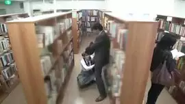 أب ينيك بنته في المكتبة