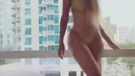 سكس على اله موسيقى