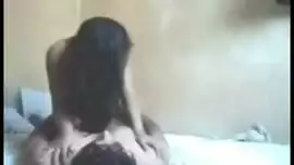 طالبة جامعية تدلك زب صاحبها و تستمتع بالنيك معه في شقة مأجورة الفيديو الإباحية