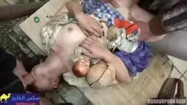 فتاة ينيكها جدها النياك حيث يدخل عليها و هي نائمة و بزازها البيضاء تغريه الإباحية الفيديو