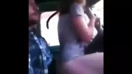 جنس معا سائقة الشاحنة تصوير حقيقي مع طربق