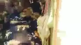 سعودية ساخنه ترقص بقميص النوم المثير في فيديو سكس روعة