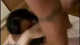 بوتينا مع كبيرالثدي مارس الجنس في السريرالفيديو الاحية