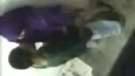 فيديو سكس محجبات الواد زانق القحبة المحجبة في الحيطة ورافعها على زبه
