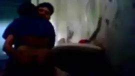 مغربي ينيك اخوه الصغير في الحمام الفيديو الإباحية عالية الدقة