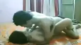 سكس هندي رومانسي ساخن جداً بين طالبة الجامعة وصاحبها