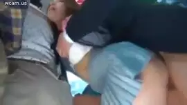 رجل يتحرش بفتاه فالباص