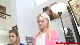 ثلاث فتيات سحاقيات في فيديو سكس سحاق ملتهب جداً وآهات جنسية ساخنة من لحس الكس فيديو